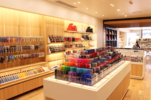 「銀座 伊東屋 横浜元町 」